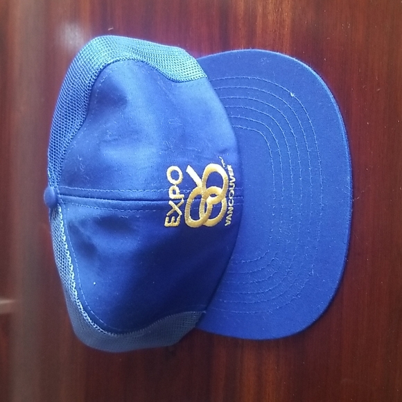Vancouver EXPO 86 Trucker Hat - Picture 1 of 4